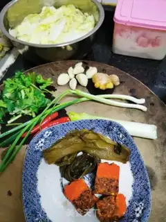 Make The black and blue fish fire line step 3