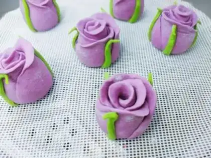Make Potato rose buns step 9