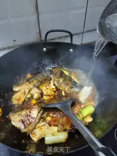 Make The black and blue fish fire line step 11
