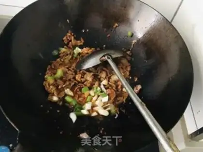 Make Sour sauce and lamb step 6