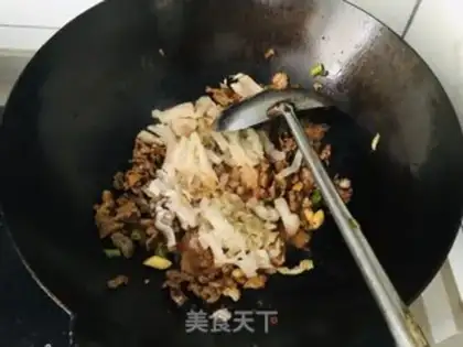 Make Sour sauce and lamb step 7