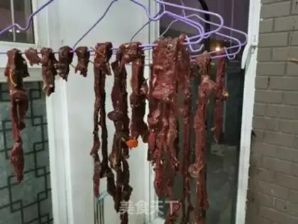 Make The wind blows the beef dry step 9