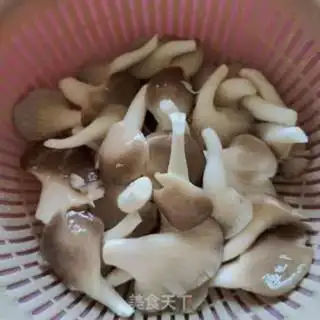 Make Beef fried mushrooms step 0