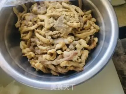 Make The cabbage beats the oil step 0