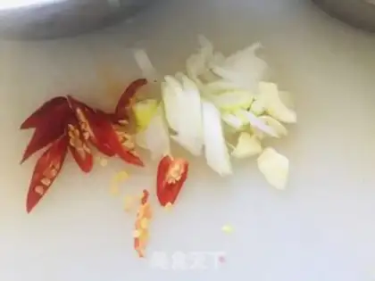 Make The cabbage beats the oil step 2