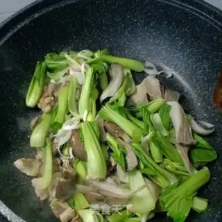 Make Meatcrumbs for oil step 9