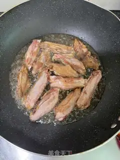Make The chicken wings and potatoes step 7