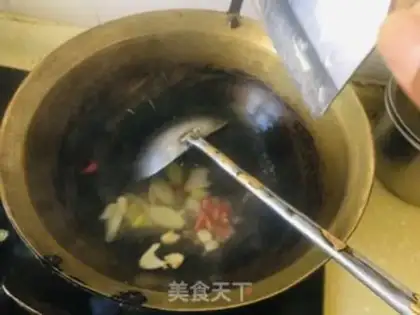 Make The cabbage beats the oil step 3