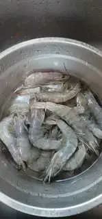 Make Dry garlic shrimp step 0
