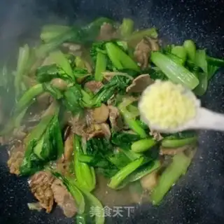 Make Meatcrumbs for oil step 13