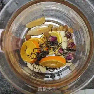 Make Apple rose tea step 3
