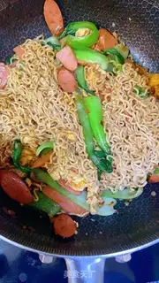 Make Fried noodles step 4