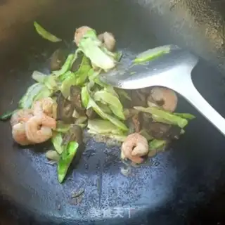 Make Shrimp and sea cucumber step 10