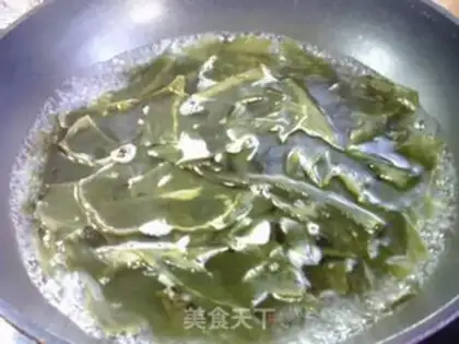 Make Clothes and broccoli step 2