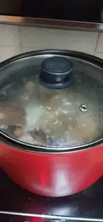 Make Barden Doo makes pigbone soup step 6