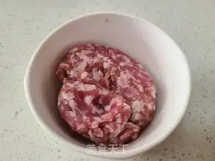 Make Garlic sprouts step 2