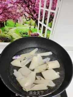 Make Creative cherry pig-skin freezing step 1