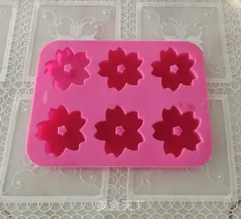 Make Creative cherry pig-skin freezing step 4