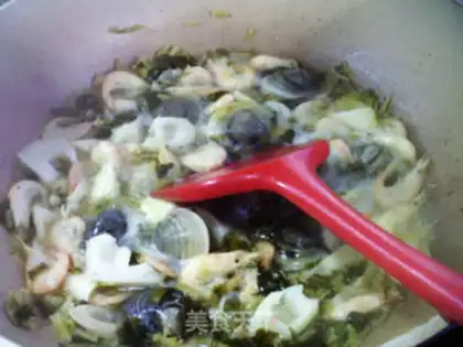 Make The pickle thunder boils round clams and prawns step 7