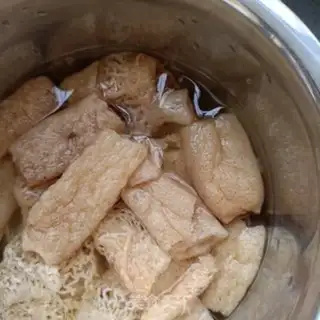 Make Noodles and cheese step 0