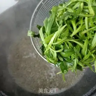 Make Noodles and cheese step 4