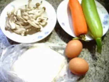 Make The egg rolls step 0