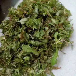 Make Plum peanuts and crumbs step 1
