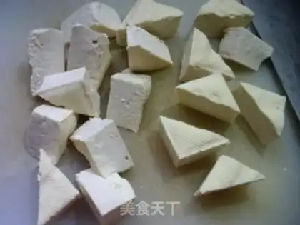 Make Tomato fried tofu step 1