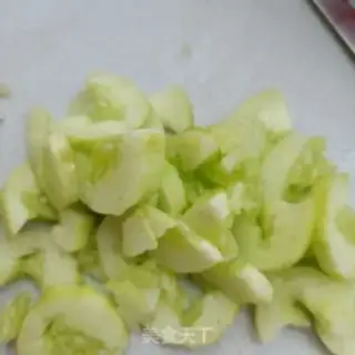 Make White jade cucumbers with sea cucumber step 1
