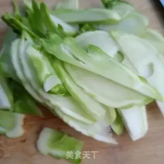 Make Wood egg gravy step 1