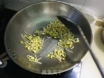 Make Soybean sprouts step 3