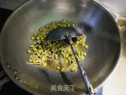 Make Soybean sprouts step 5