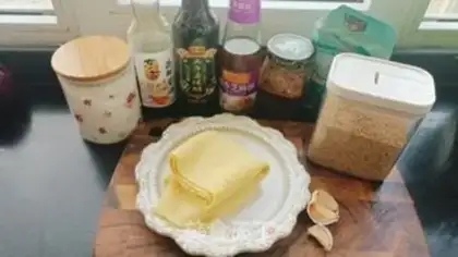 Make Red oil dry tofu step 0