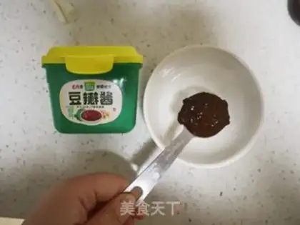 Make Spicy sauce, tofu skin step 2