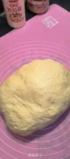 Make The hand tore the meat and bread step 2