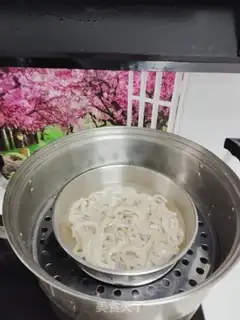 Make Creative Emerald Corn Piggy Frozen step 1