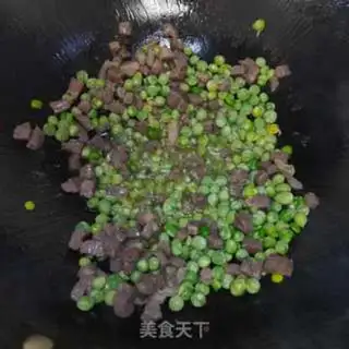 Make Scrambled green beans step 6