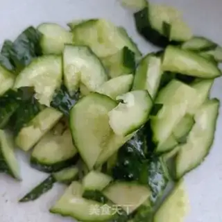 Make Cucumber tomato boiled eggs step 1