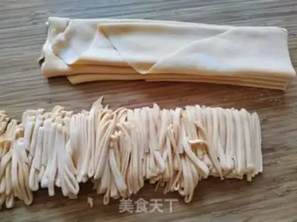 Make Carrot hands step 7