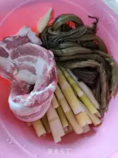 Make Five flowers and pickles step 0