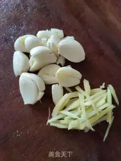 Make Five flowers and pickles step 1
