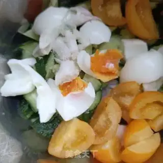 Make Cucumber tomato boiled eggs step 6