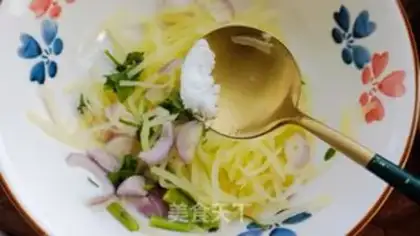 Make Frozen potatoes step 12