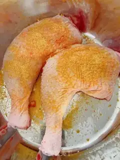 Make The salt hand tore the chicken step 0