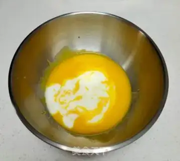 Make Double cake roll step 1