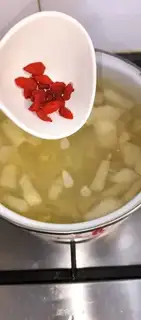 Make Xinjiang Sydney soup step 4