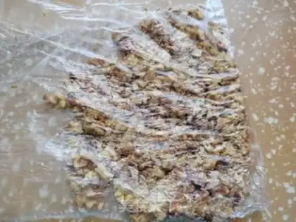 Make Cinnamon walnut dates step 4