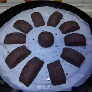 Make Black wheat buns step 3