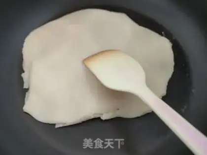 Make Chinese tea and fruit step 1