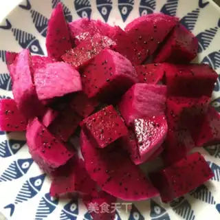 Make Red date cream, taron and yogurt step 3